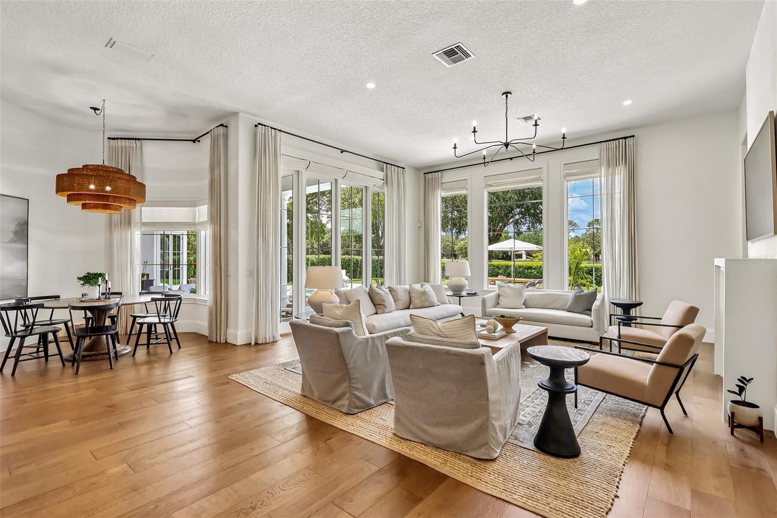 KEENES POINTE - Residential