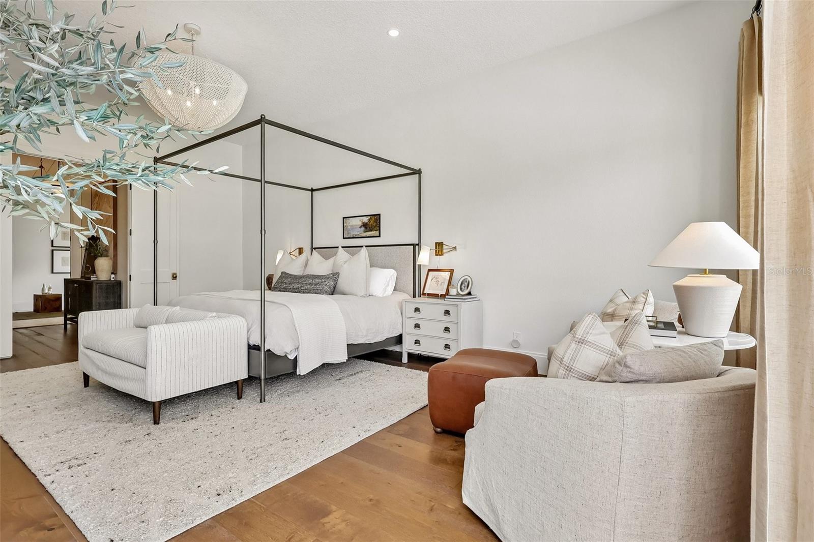 KEENES POINTE - Residential