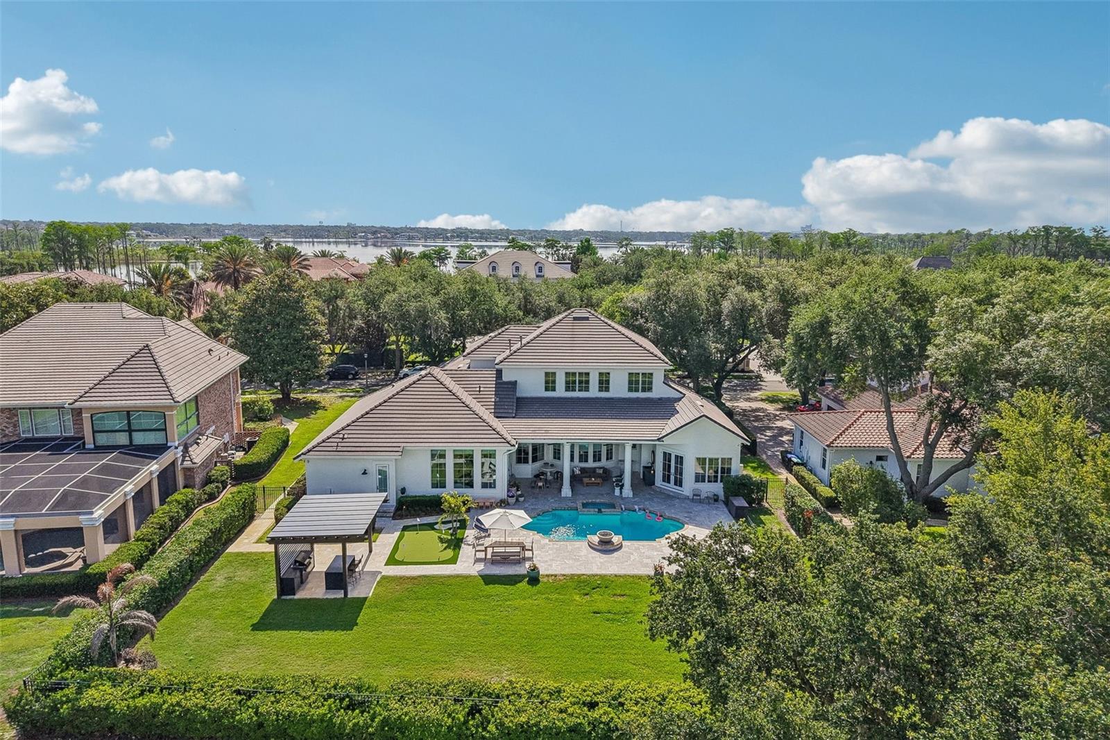 KEENES POINTE - Residential