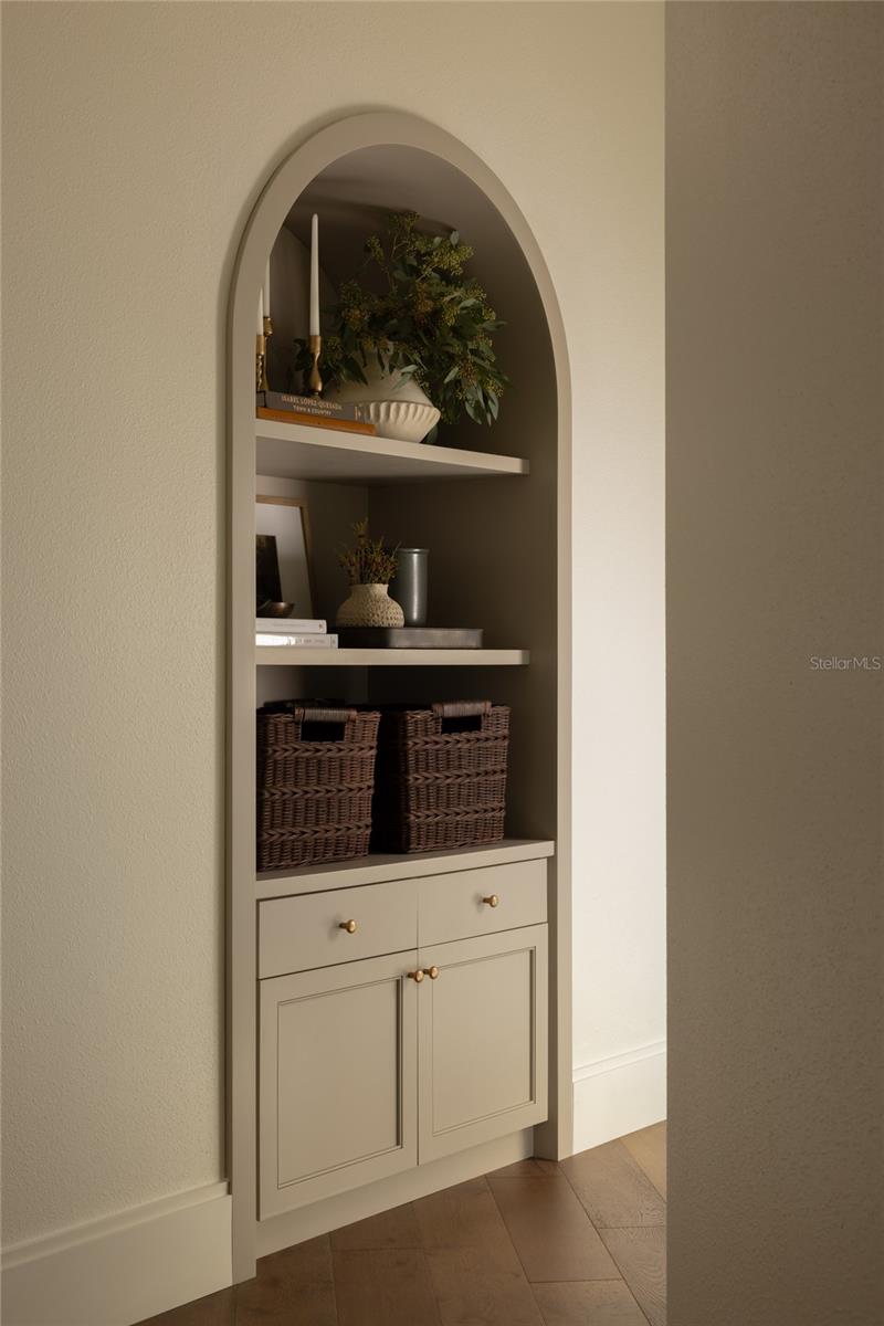 KEENES POINTE - Residential