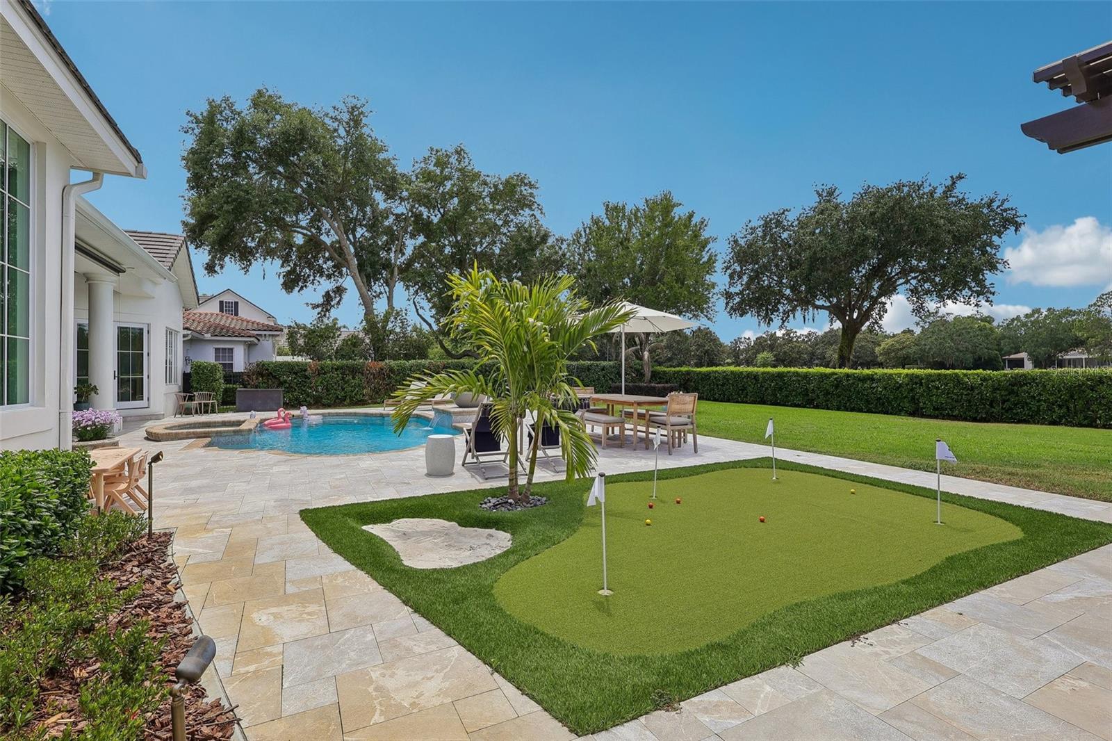 KEENES POINTE - Residential