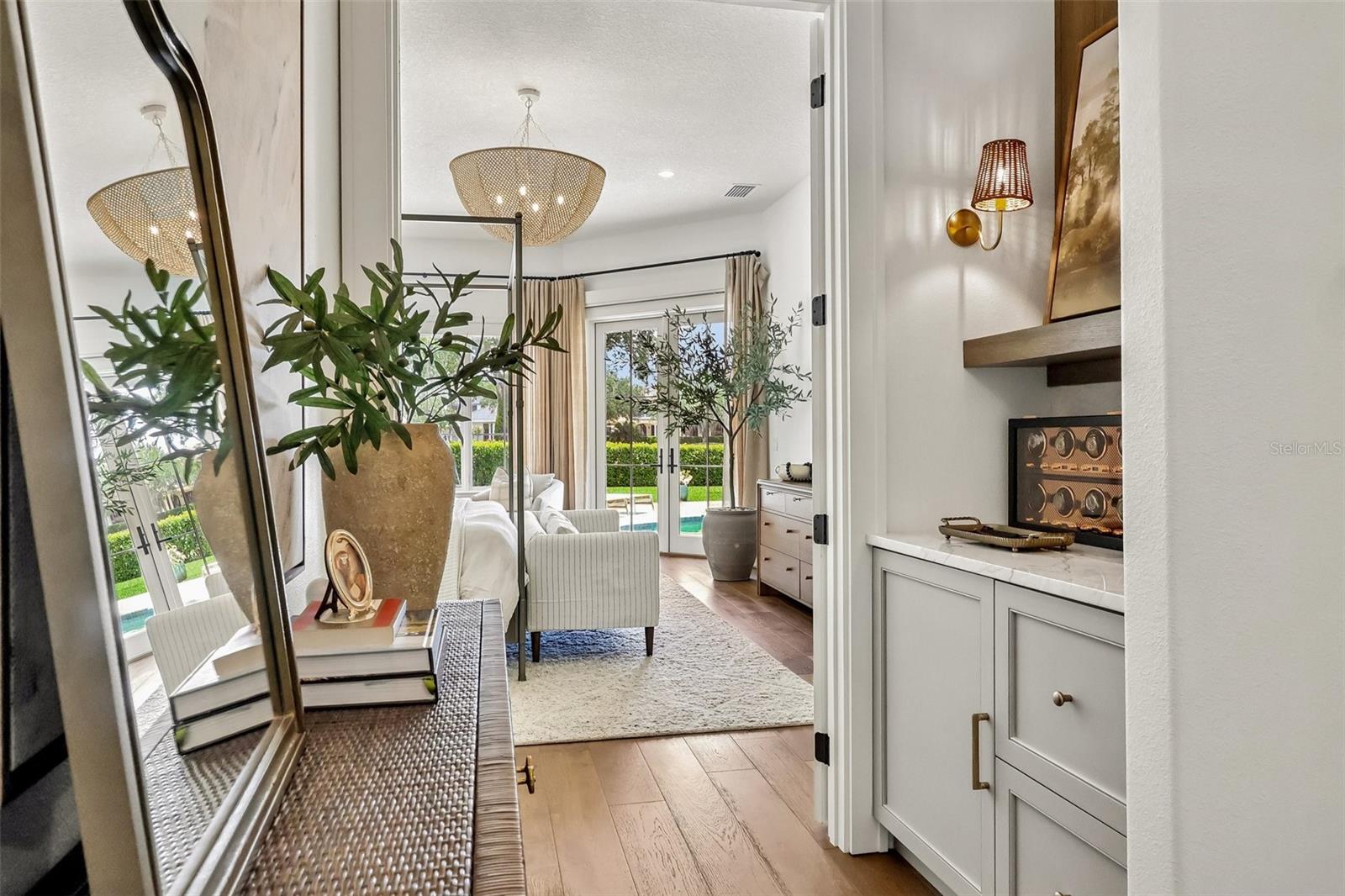KEENES POINTE - Residential