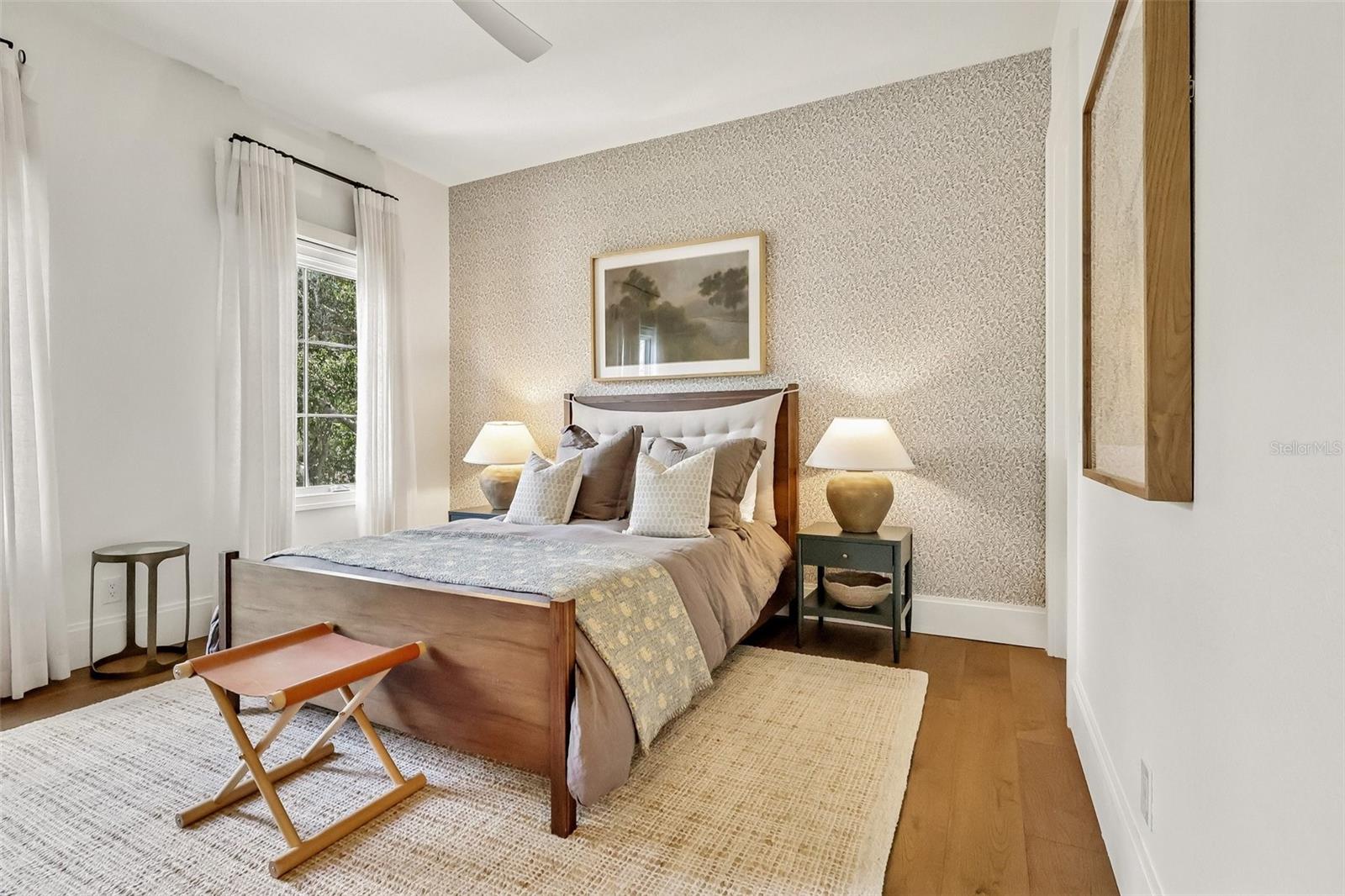 KEENES POINTE - Residential