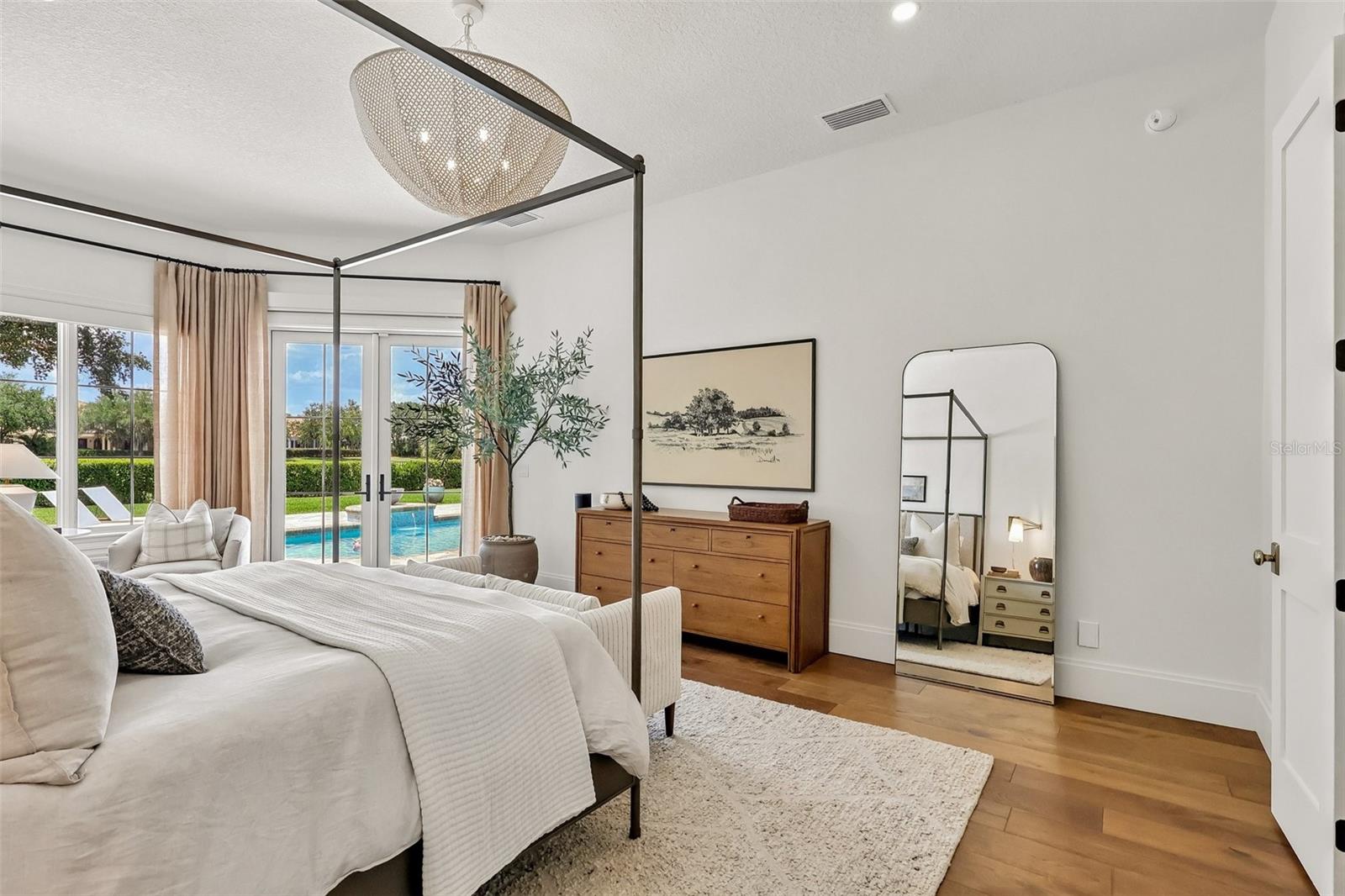 KEENES POINTE - Residential