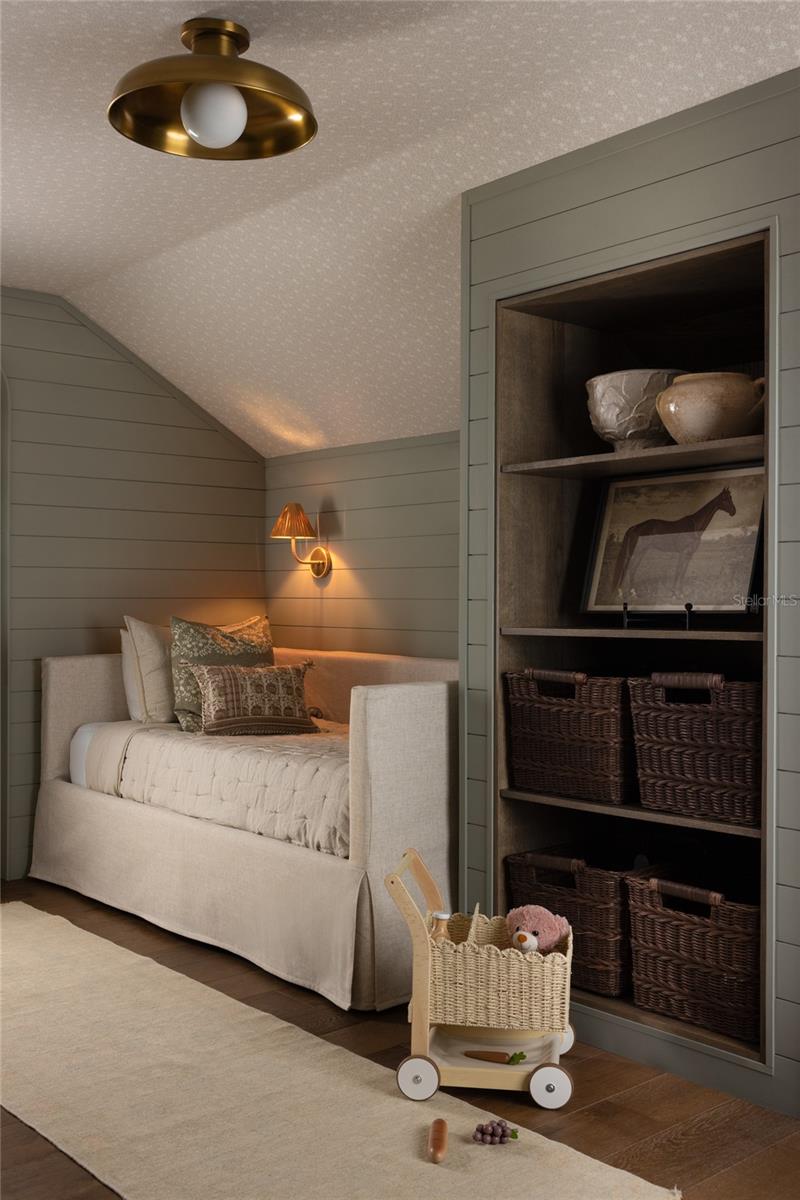 KEENES POINTE - Residential