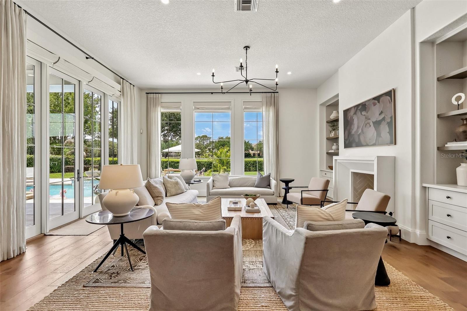 KEENES POINTE - Residential