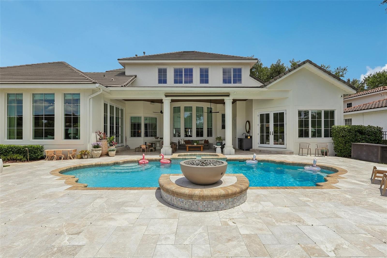 KEENES POINTE - Residential