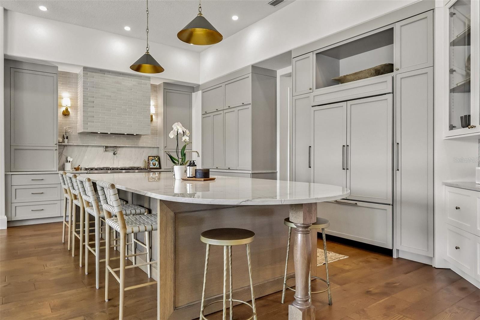 KEENES POINTE - Residential