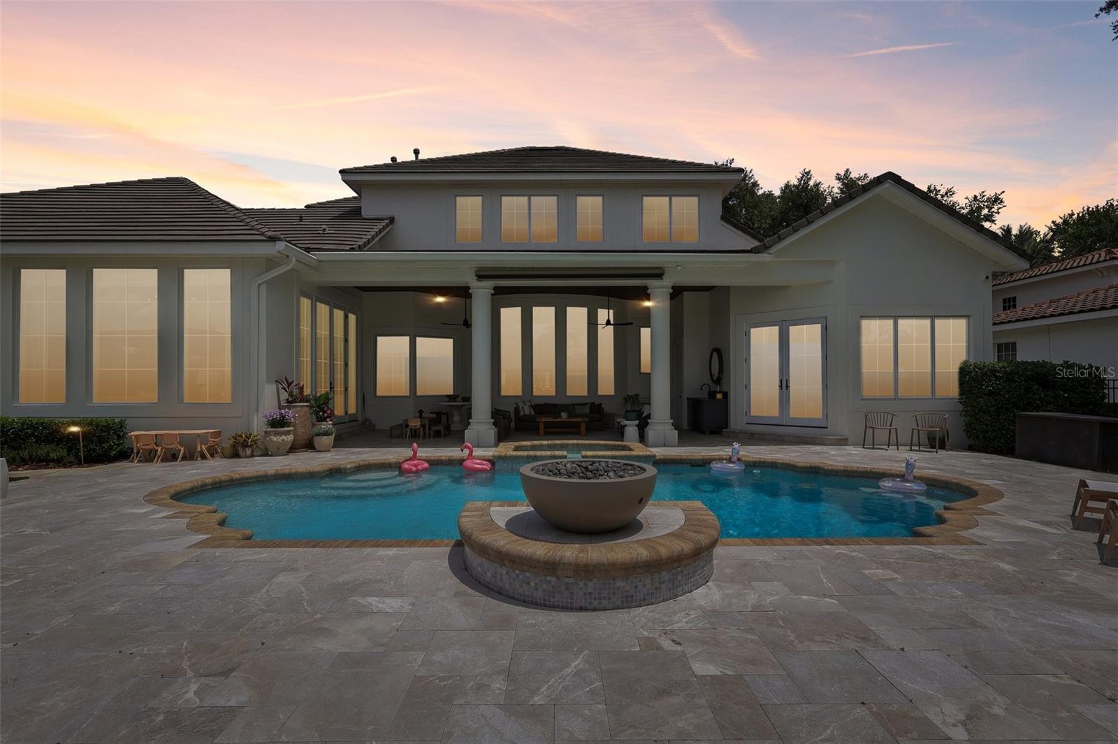 KEENES POINTE - Residential