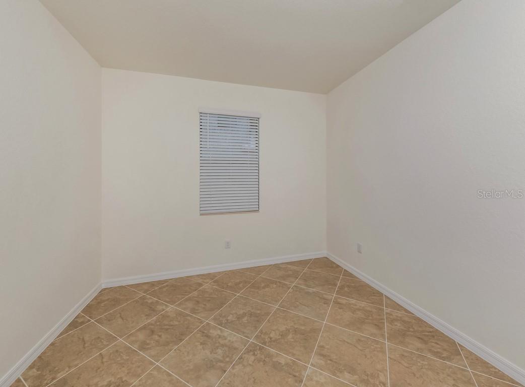 GRAN PARADISO - Residential Lease