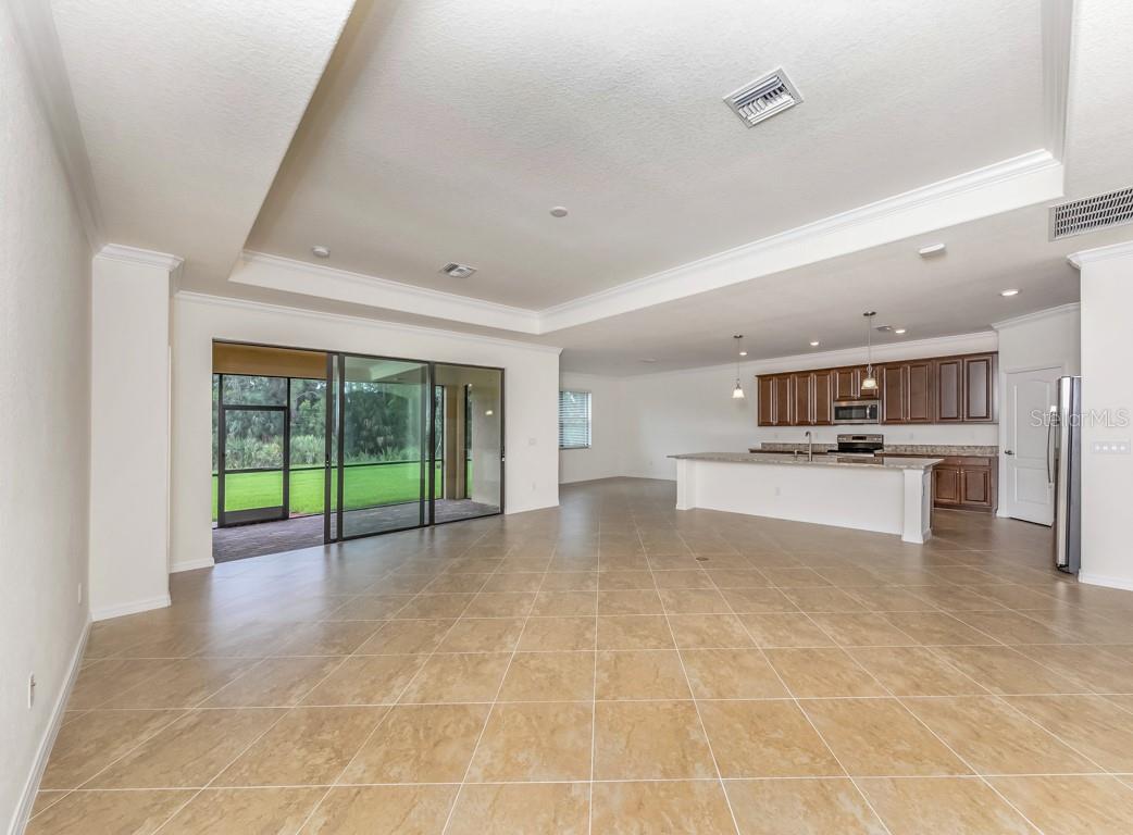 GRAN PARADISO - Residential Lease