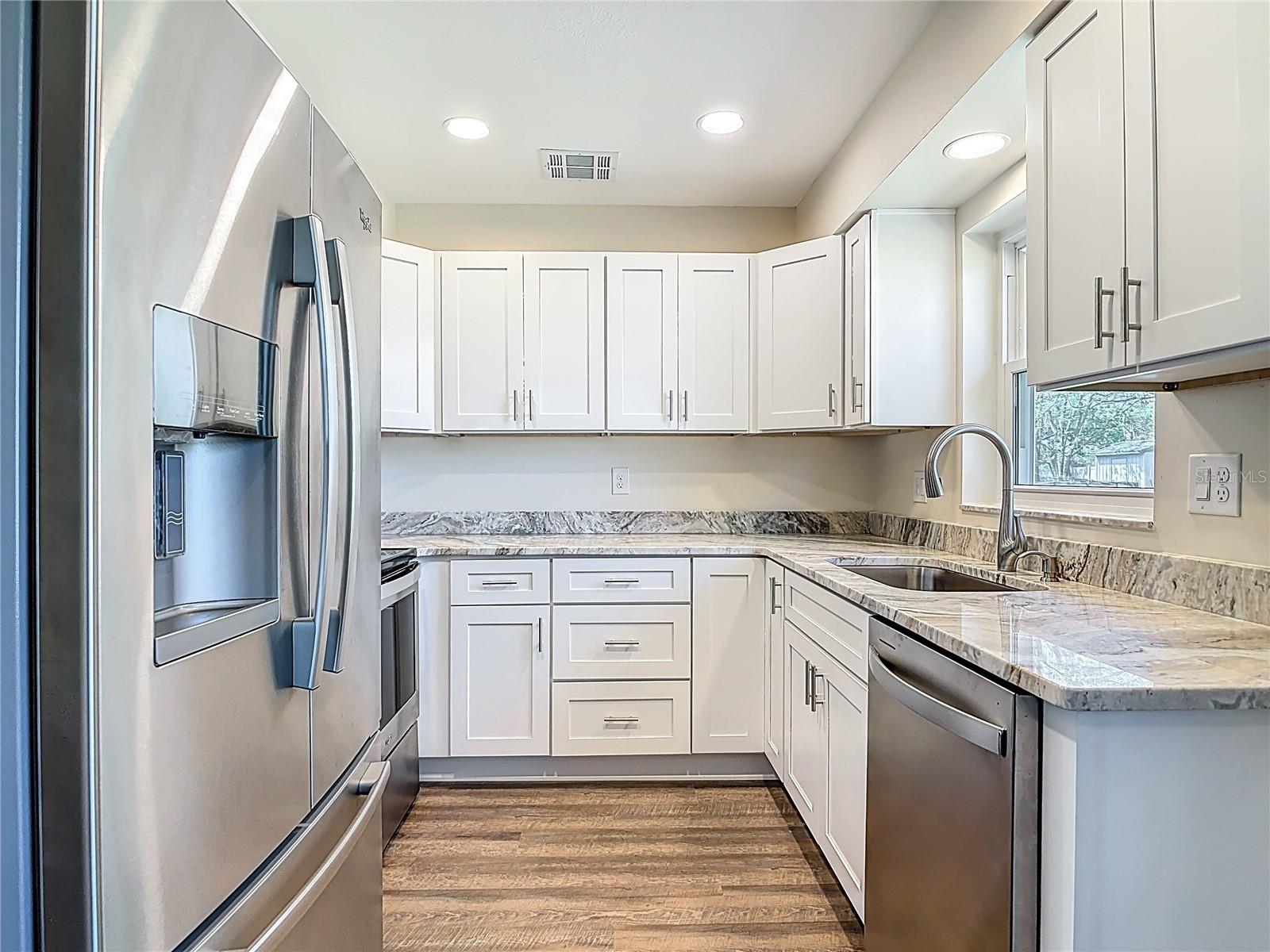 EUSTIS DOROTHY ESTATES SUB - Residential