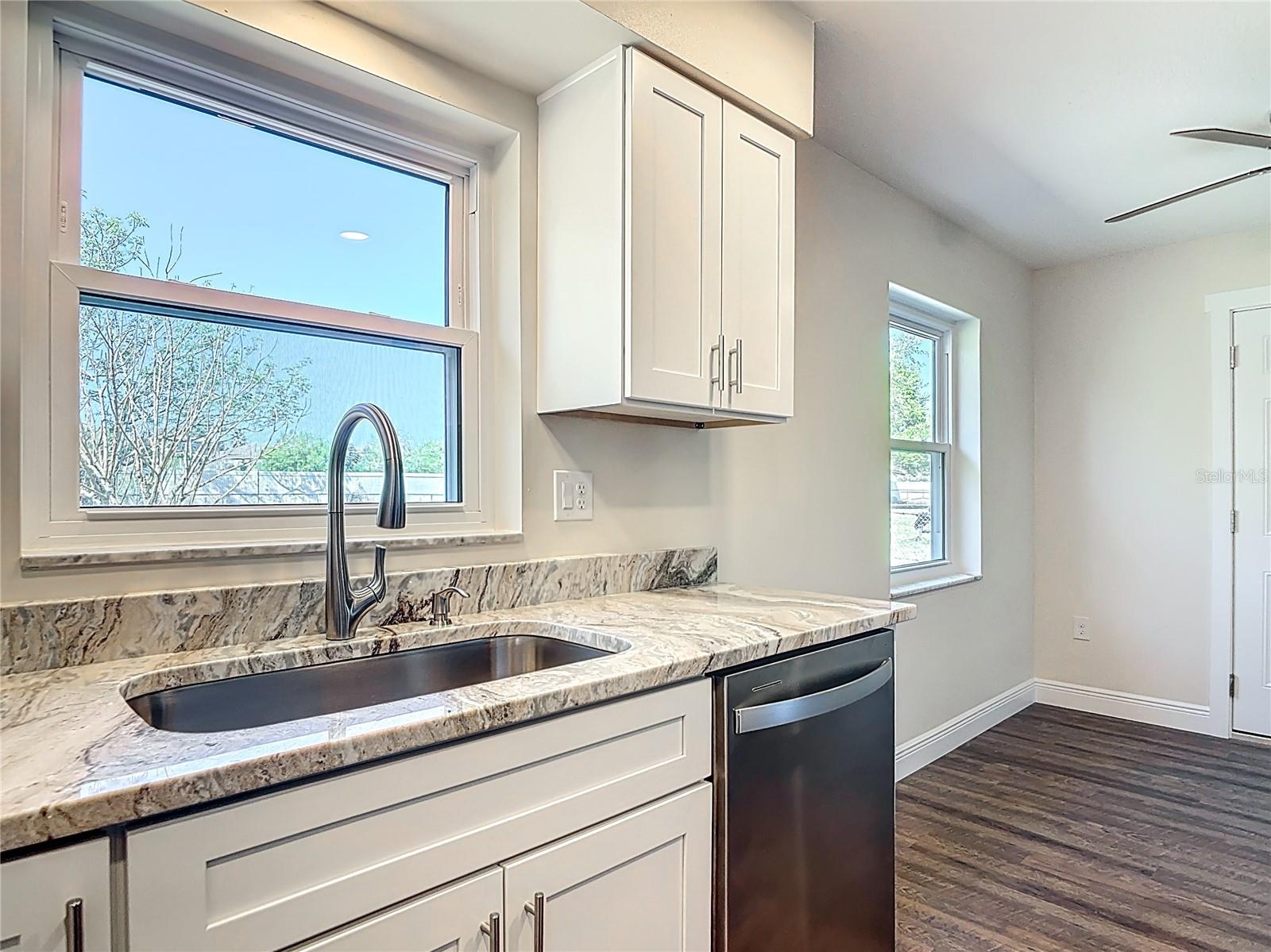 EUSTIS DOROTHY ESTATES SUB - Residential