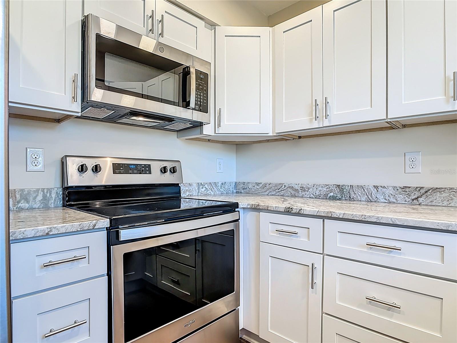 EUSTIS DOROTHY ESTATES SUB - Residential