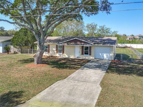 Photo of 12 Kristin Lane, Eustis, FL 32726 (MLS # G5109478)