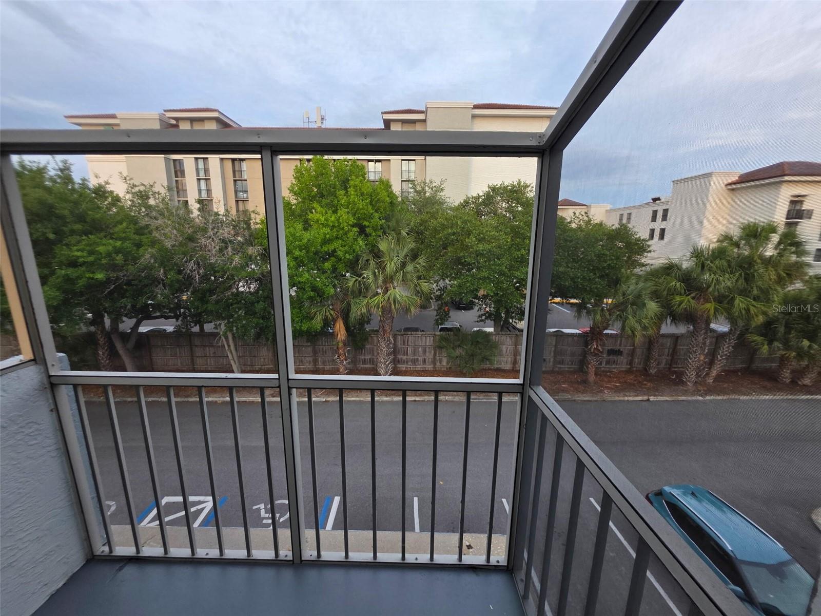 WATERSIDE AT CRANES ROOST - Residential