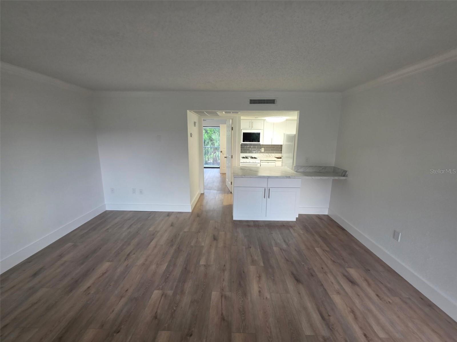 WATERSIDE AT CRANES ROOST - Residential