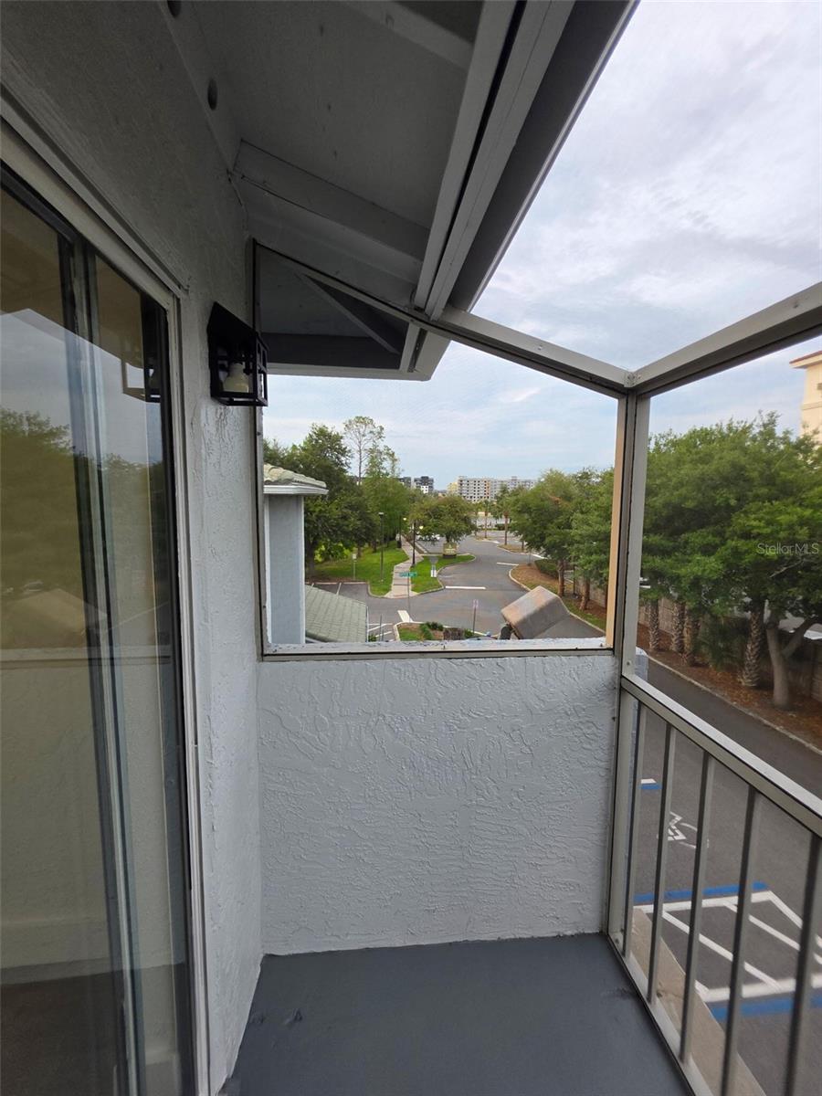 WATERSIDE AT CRANES ROOST - Residential