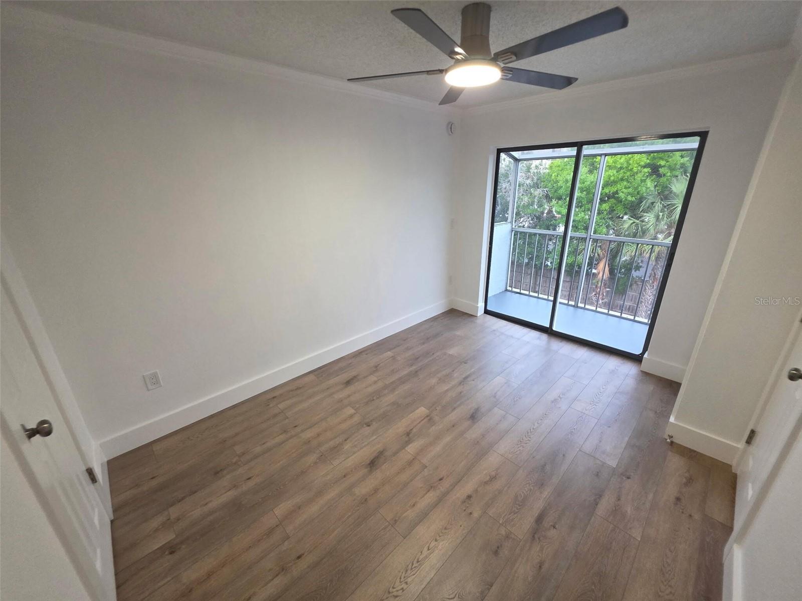 WATERSIDE AT CRANES ROOST - Residential