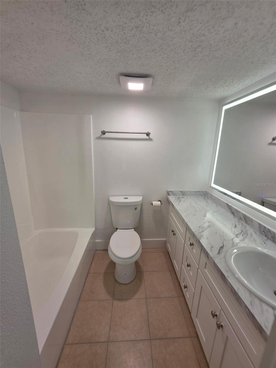 WATERSIDE AT CRANES ROOST - Residential