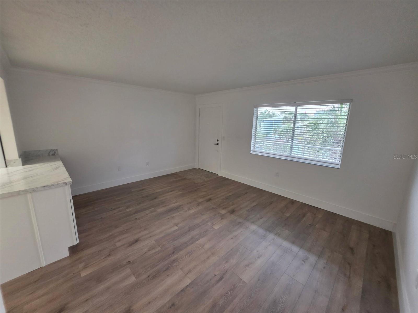 WATERSIDE AT CRANES ROOST - Residential