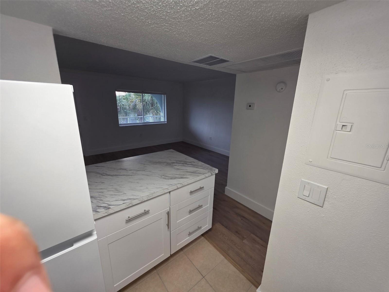 WATERSIDE AT CRANES ROOST - Residential