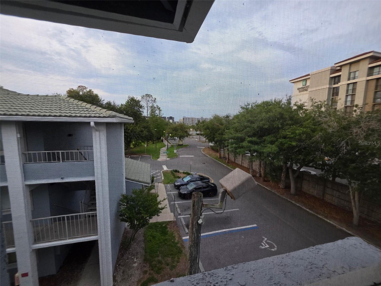 WATERSIDE AT CRANES ROOST - Residential