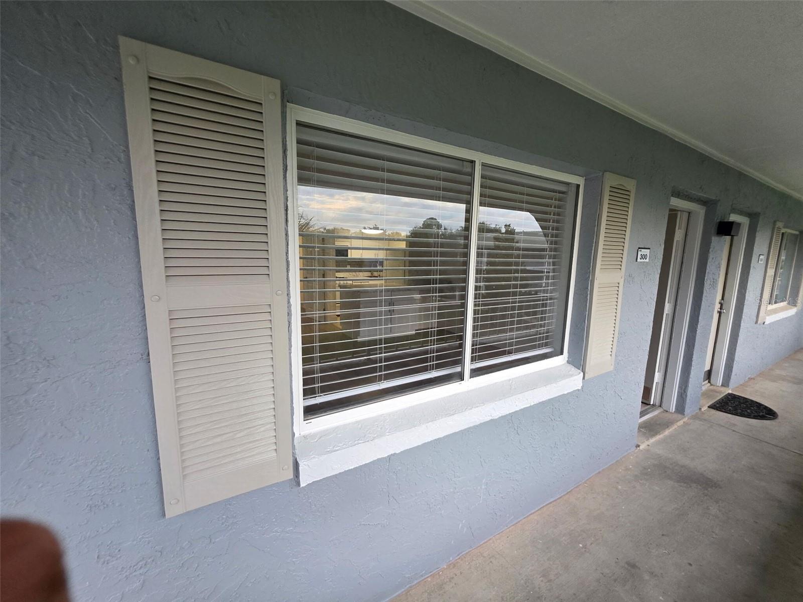 139 OYSTER BAY CIRCLE 300