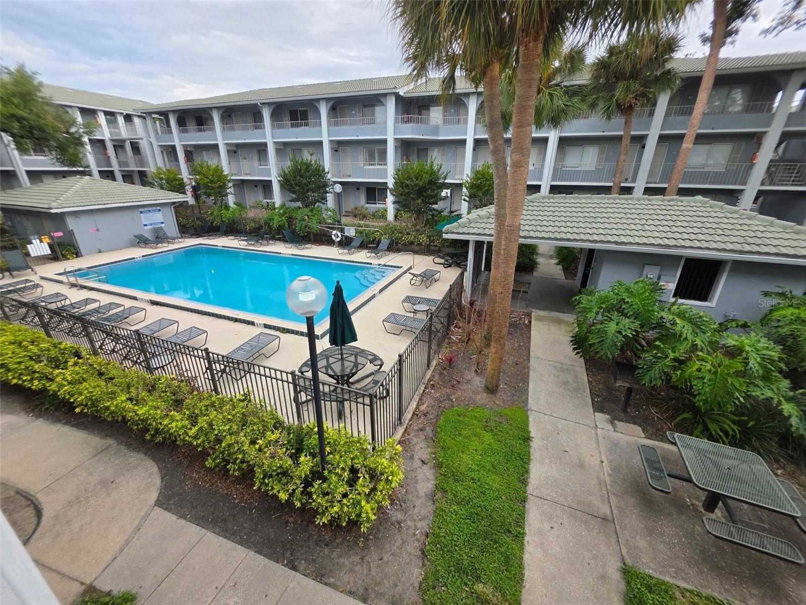 WATERSIDE AT CRANES ROOST - Residential