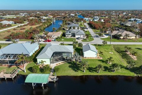 A home in PORT CHARLOTTE