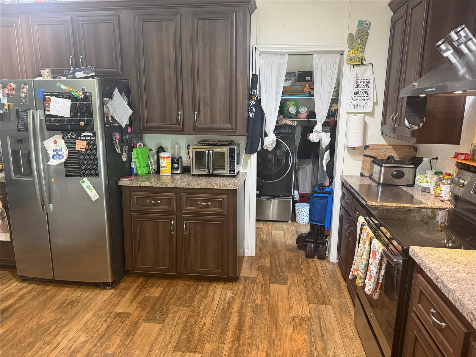 2930 PALMETTO STREET