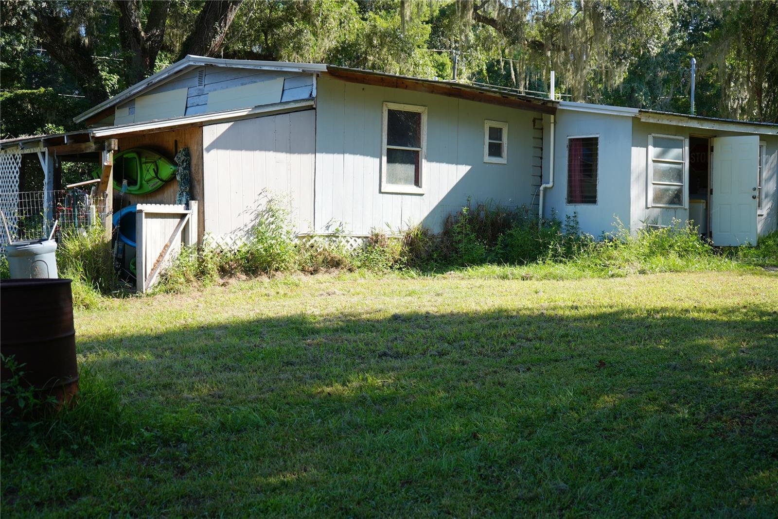 LAKE LINDSEY CITY - Residential