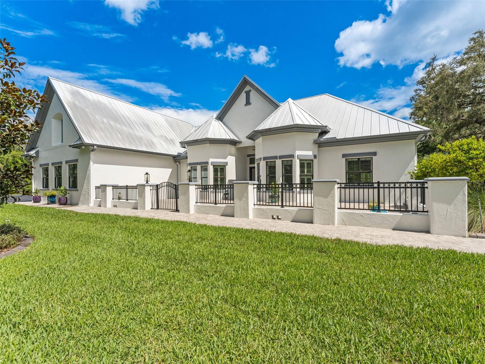 8625 TARPON SPRINGS ROAD