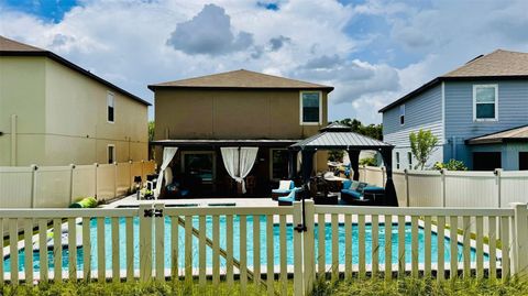 A home in WIMAUMA