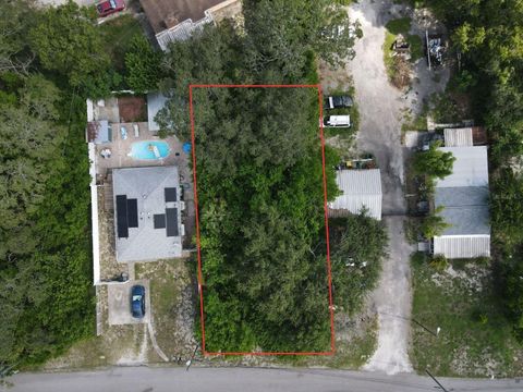 BERKLEY AVENUE TARPON SPRINGS FL 34689