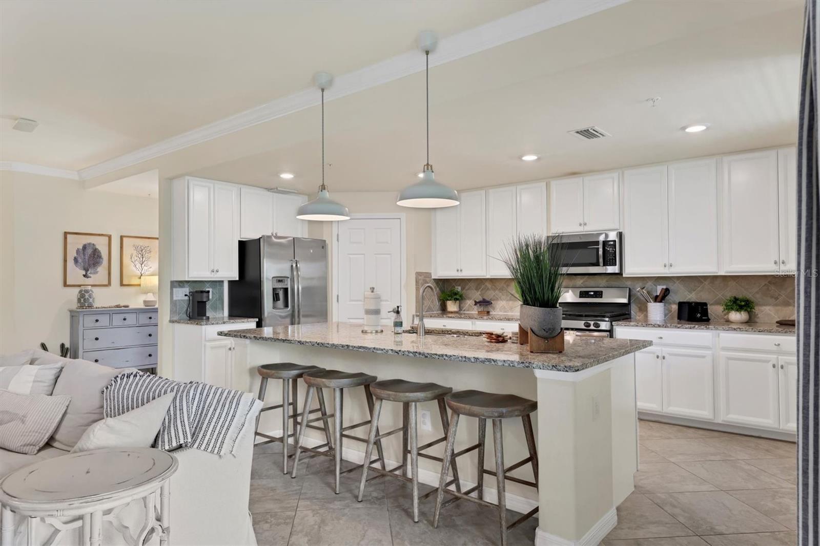 COACH HOMES II AT LAKEWOOD NATIONAL PH 7 - Residential Lease
