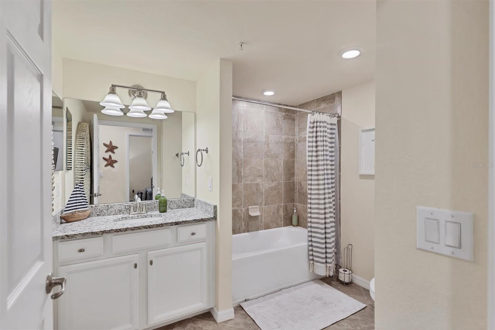 COACH HOMES II AT LAKEWOOD NATIONAL PH 7 - Residential Lease