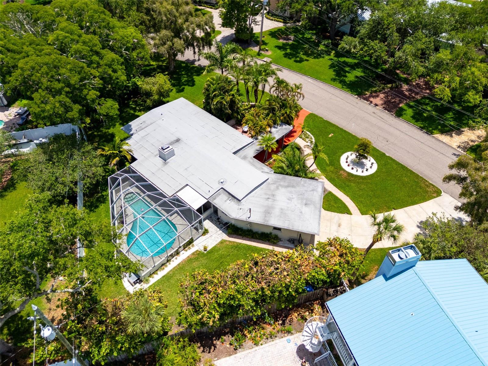 BAHAMA BEACH REP - Residential