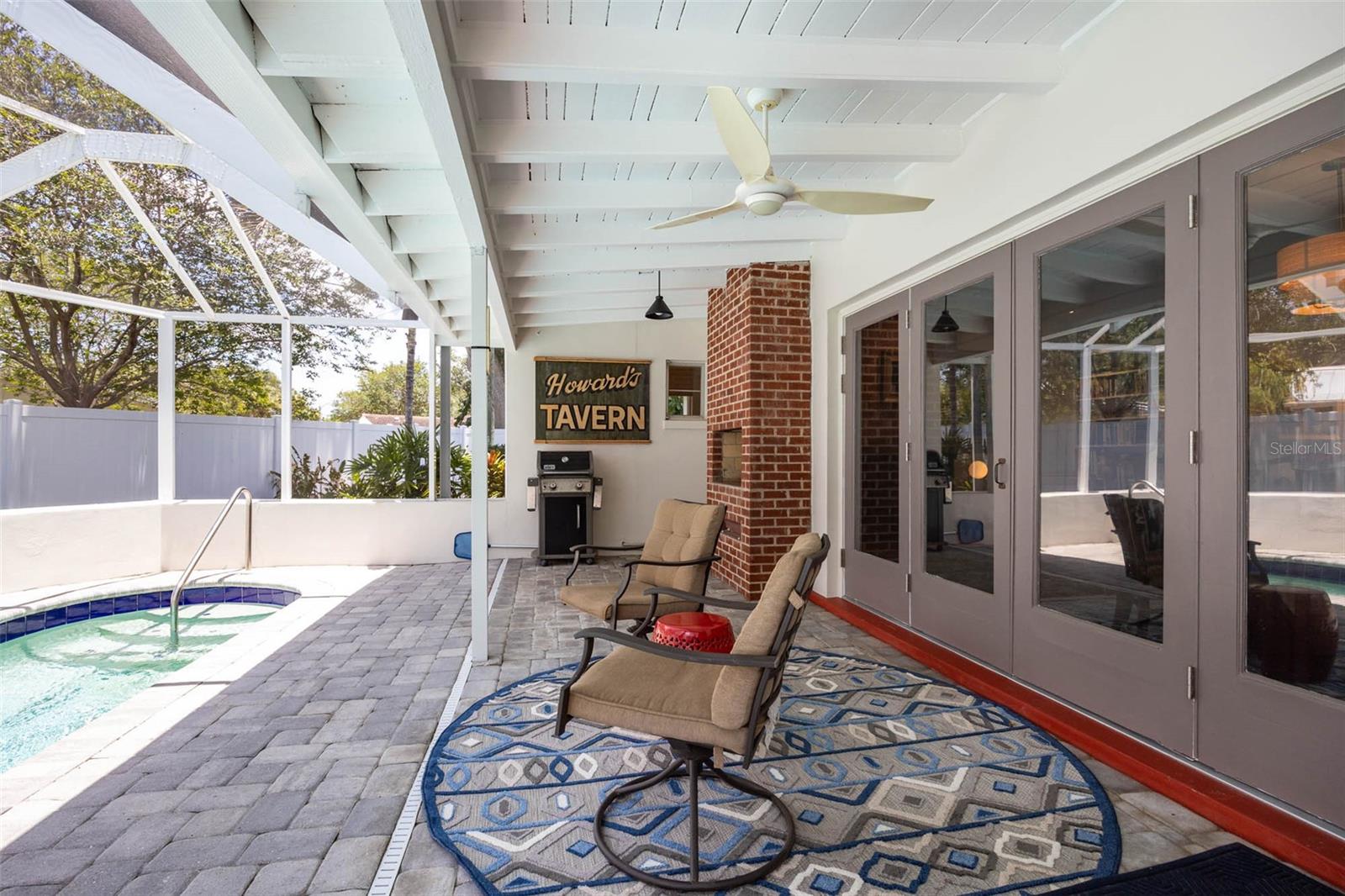 BAHAMA BEACH REP - Residential