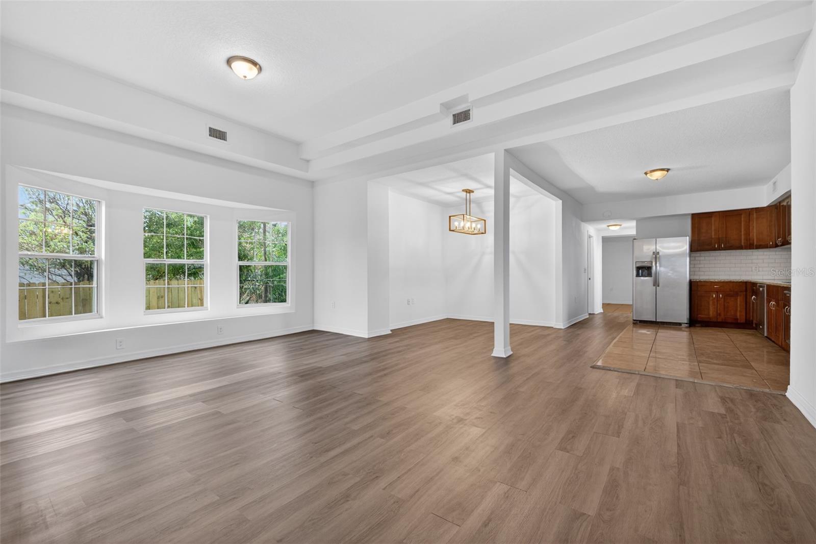 ROSEBURY PARK - Commercial Sale