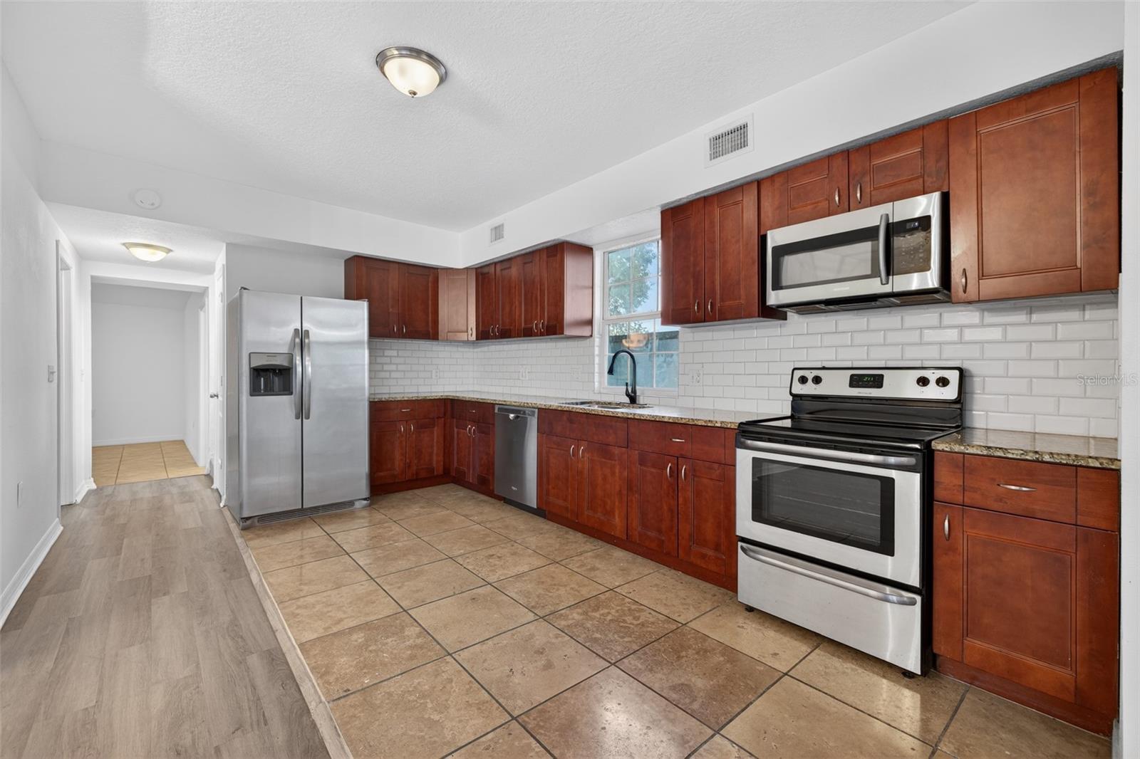 ROSEBURY PARK - Commercial Sale