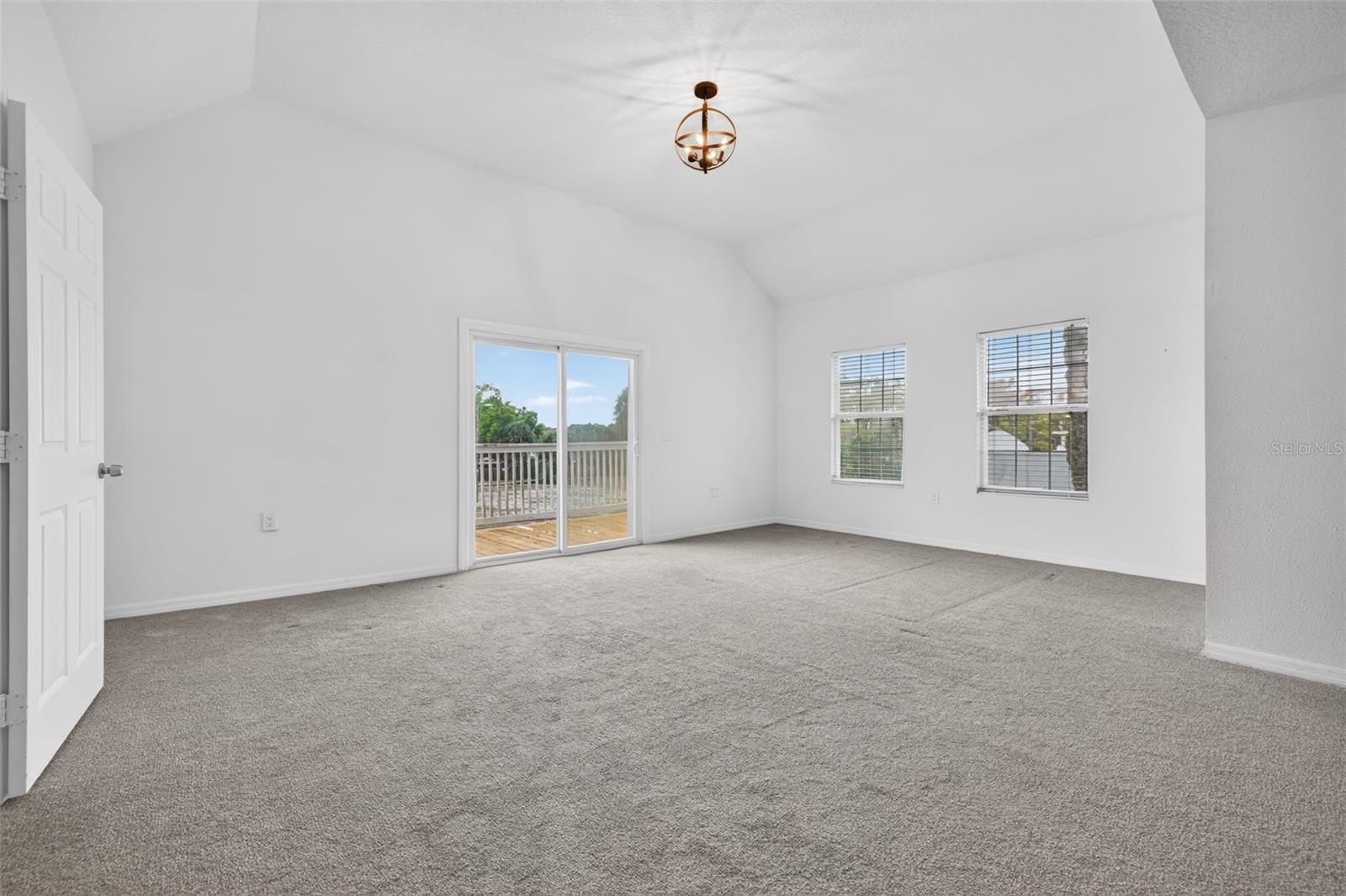 ROSEBURY PARK - Commercial Sale