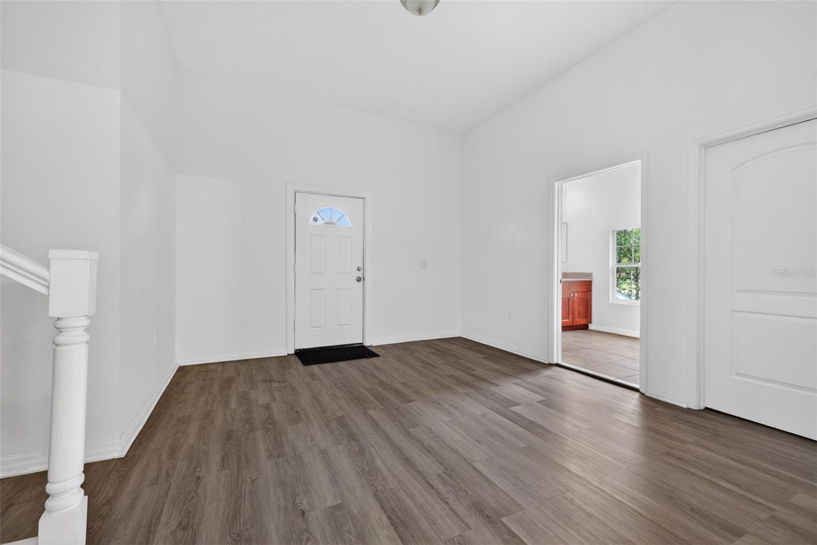 ROSEBURY PARK - Commercial Sale