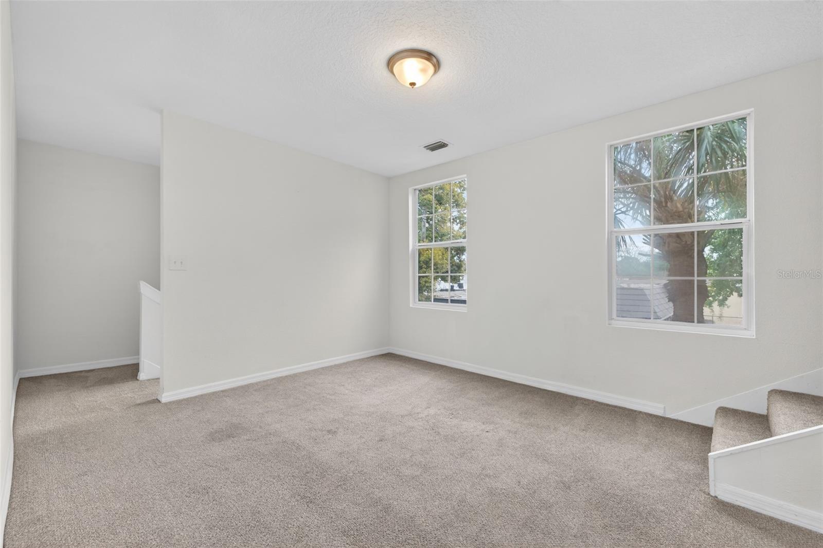 ROSEBURY PARK - Commercial Sale