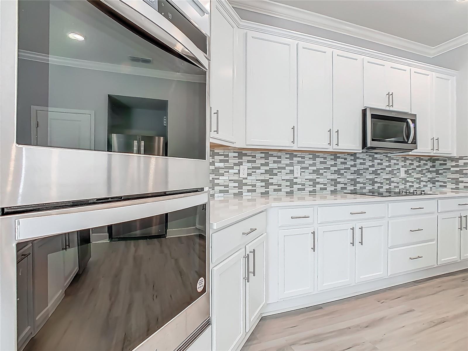 260 SUMMERLIN LOOP