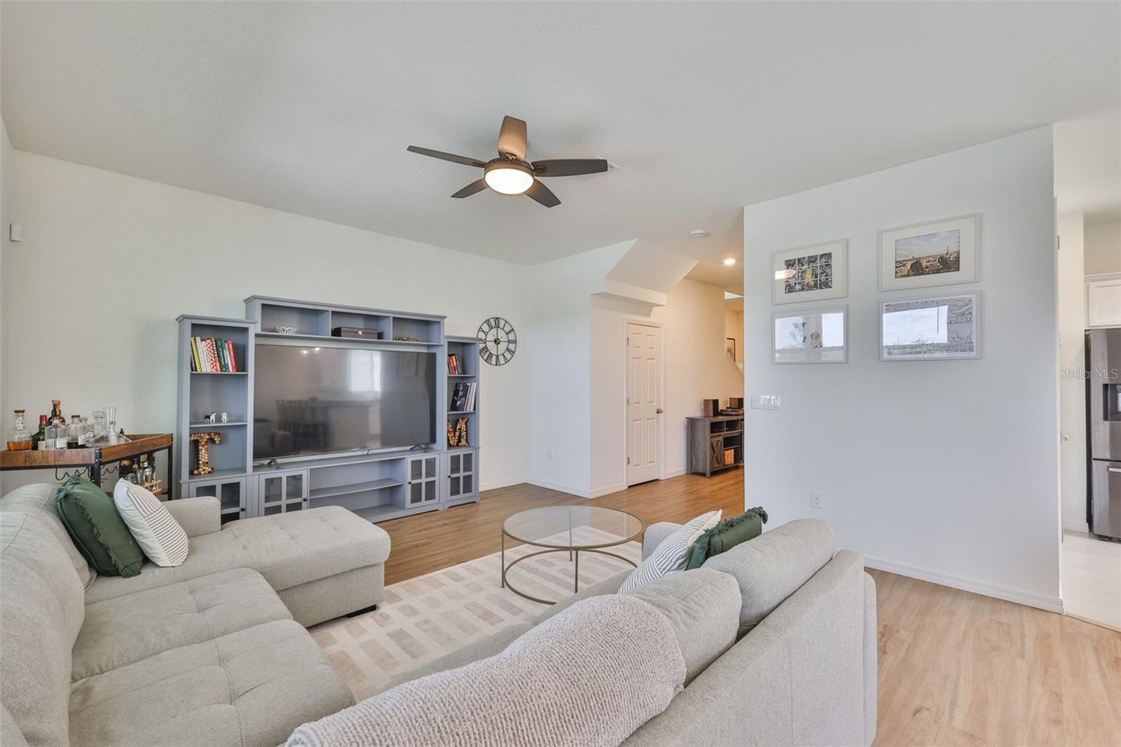 2862 89TH STREET CIRCLE E