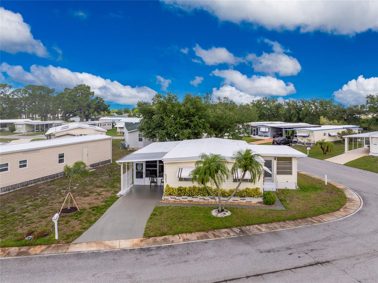 HOLIDAY PARK - Residential