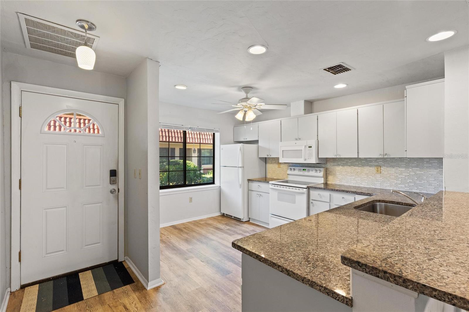 IMPERIAL COVE 12 - Residential