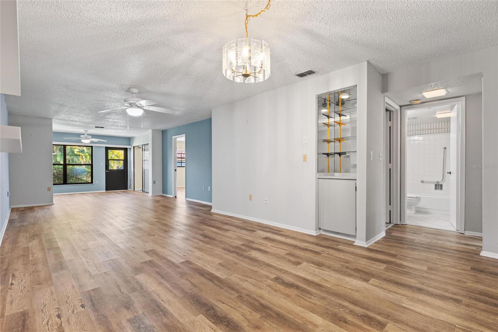 IMPERIAL COVE 12 - Residential