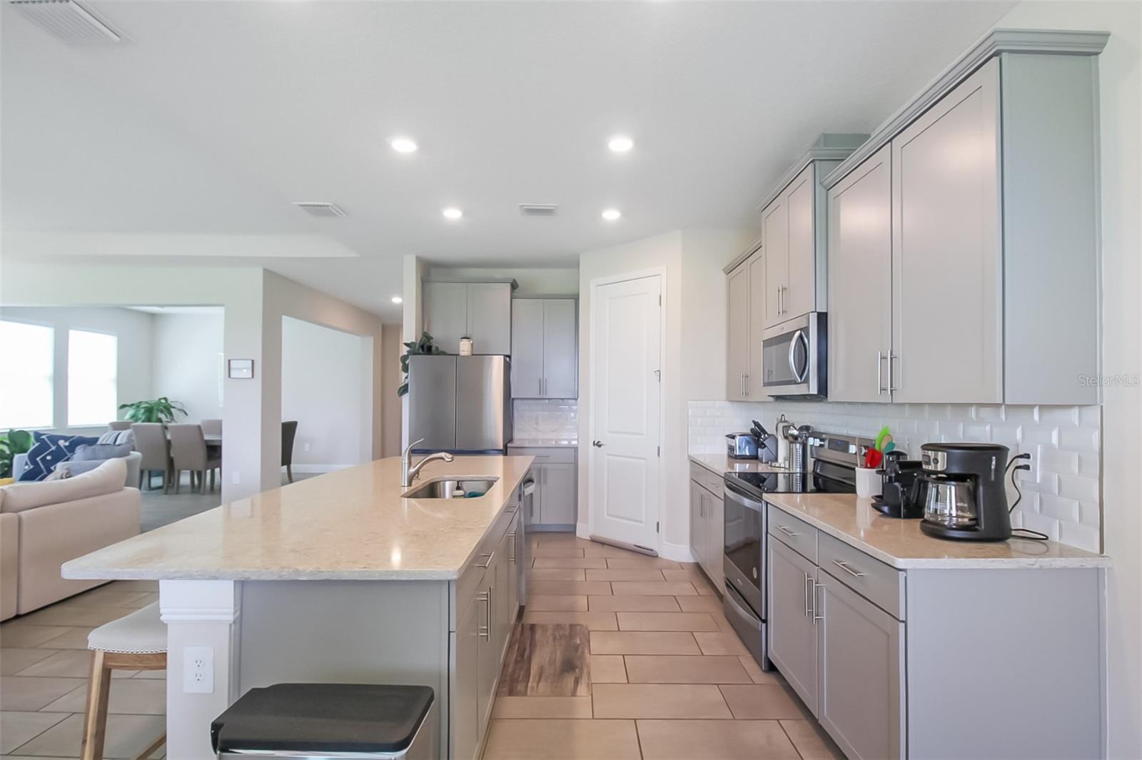 STAR FARMS PH I-IV - Residential Lease